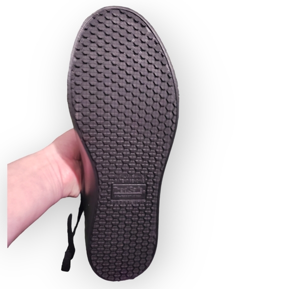 9W Women Work shoes Non-Slip  Slip resistance All Black Tri-Comb - Picture 3 of 6